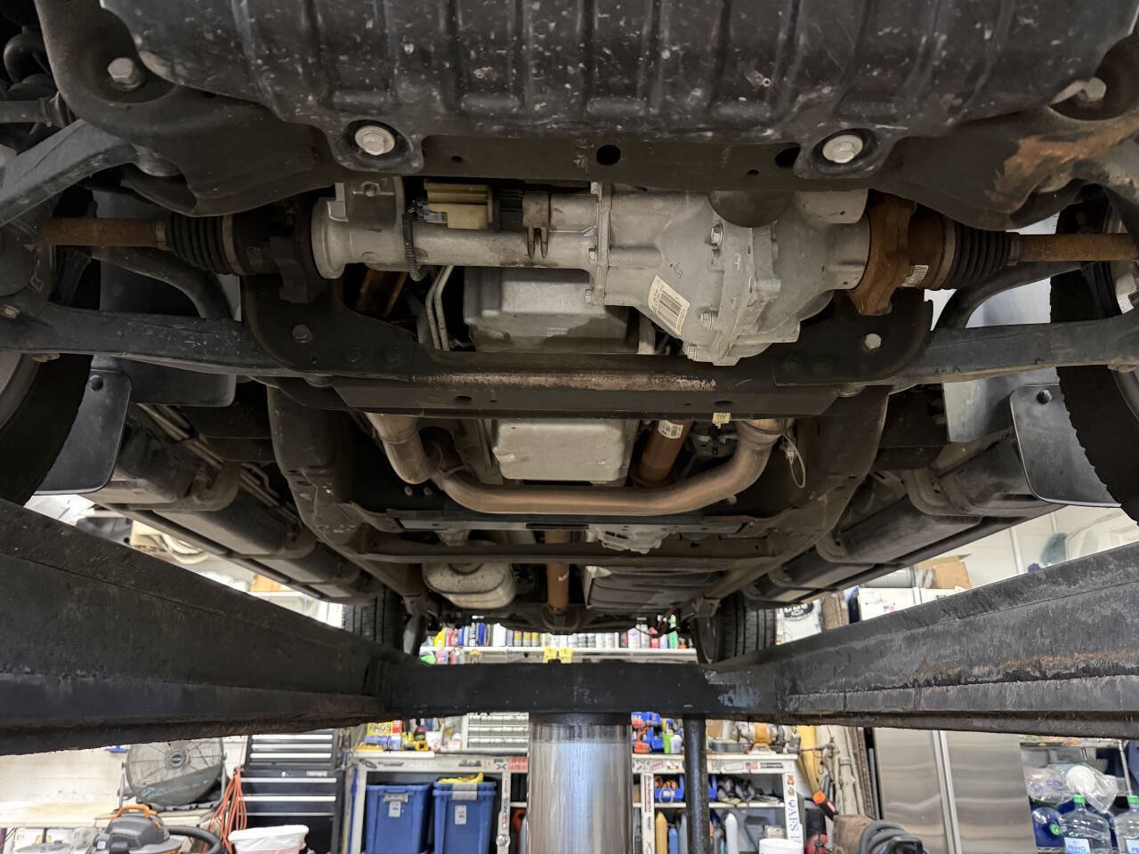 Used 2012 Chevrolet Suburban LTZ AWD/4WD image 29