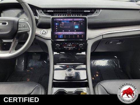 Used 2023 Jeep Grand Cherokee Limited w/ Luxury Tech Group II RWD image 21