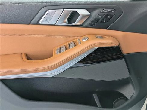 Used 2019 BMW X7 xDrive40i w/ Premium Package image 22