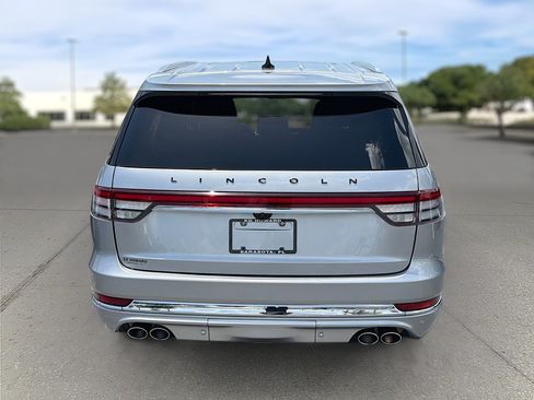 Used 2021 Lincoln Aviator Black Label w/ Dynamic Handling Package AWD/4WD image 6