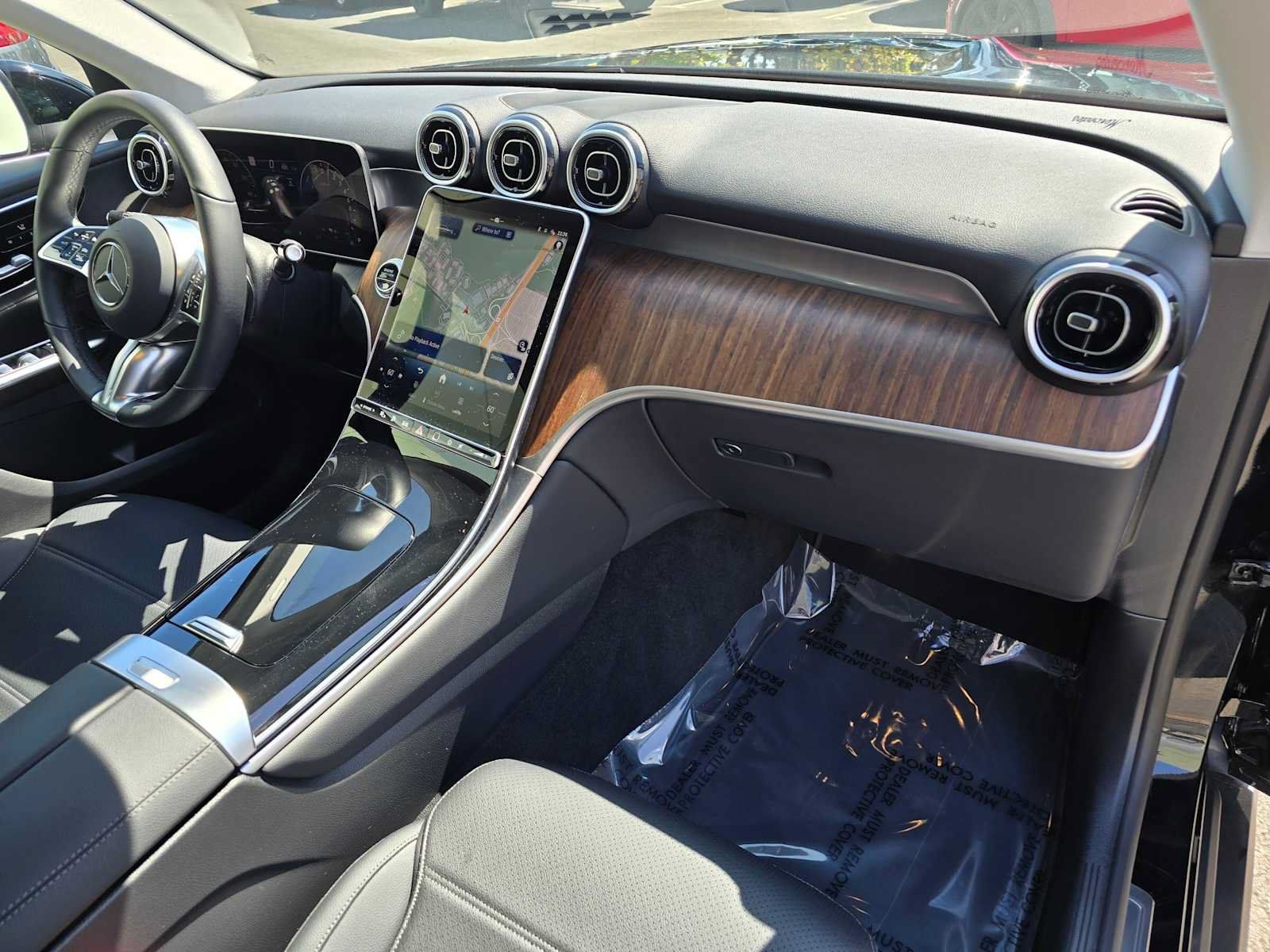 Certified 2025 Mercedes-Benz GLC 350e 4MATIC image 8