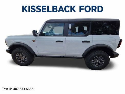 New 2025 Ford Bronco Badlands image 6