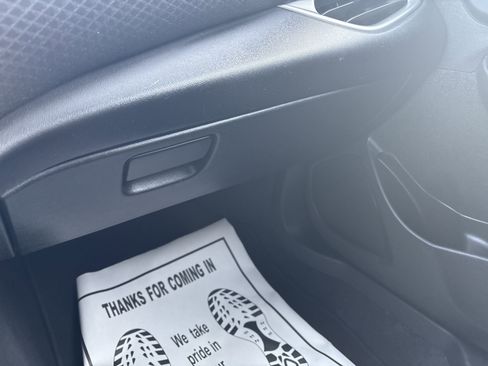 Used 2023 Chevrolet Malibu LT image 26