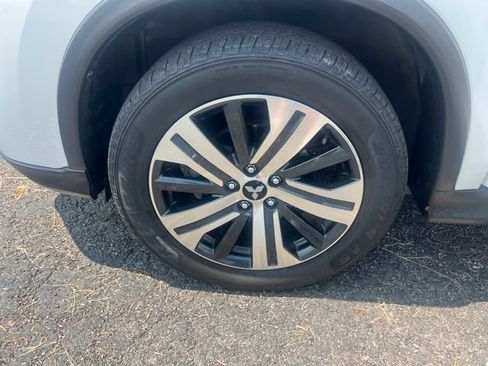 Used 2020 Mitsubishi Outlander Sport SE AWD/4WD image 24
