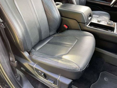 Used 2018 Ford Expedition Max Platinum AWD/4WD image 33
