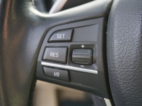 Used 2011 BMW 535i xDrive Sedan image 25