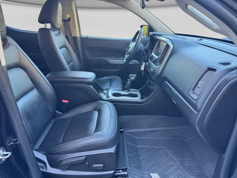 Used 2022 Chevrolet Colorado ZR2 w/ Colorado ZR2 Bison Edition AWD/4WD image 16