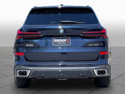 New 2026 BMW X5 xDrive40i w/ M Sport Package AWD/4WD image 4