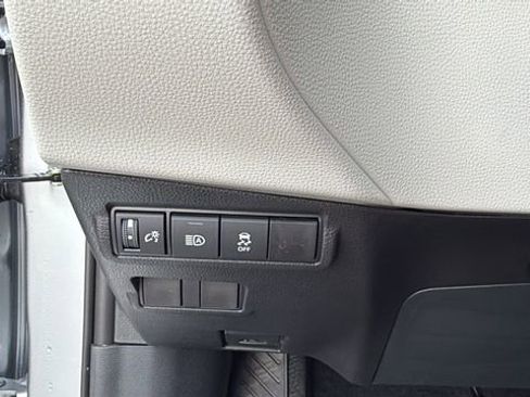 New 2026 Toyota Corolla Cross LE image 19