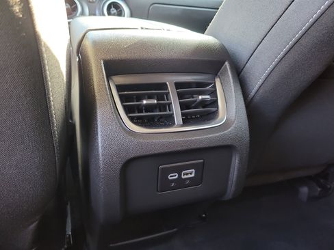 Used 2024 Chevrolet Blazer LT w/ Convenience Package FWD image 13
