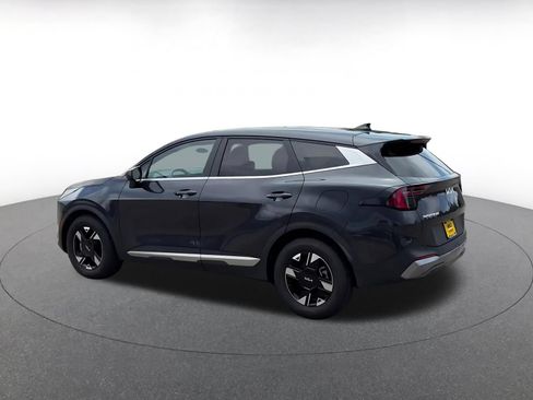 Used 2026 Kia Sportage LX FWD image 8