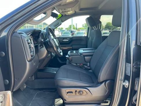 Used 2019 Chevrolet Silverado 1500 LT Trail Boss w/ Convenience Package image 14