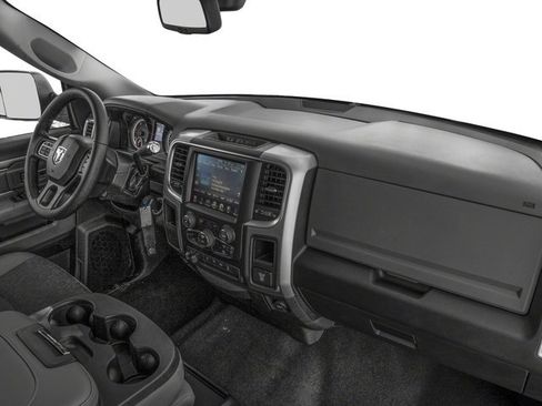 Used 2017 RAM 2500 Big Horn w/ Sport Appearance Group AWD/4WD image 19