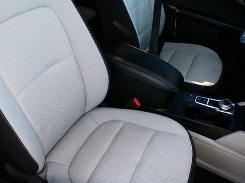 Used 2024 Ford Escape Active image 6