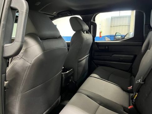 Used 2025 Toyota Tacoma SR5 AWD/4WD image 17
