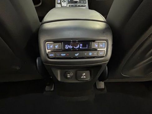 Used 2024 Hyundai Palisade Calligraphy FWD image 27