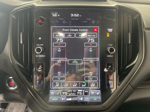 Used 2025 Subaru Ascent Bronze Edition image 19