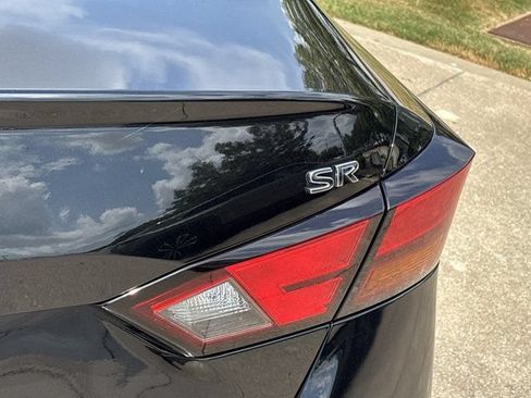 Used 2020 Nissan Altima 2.5 SR FWD image 7