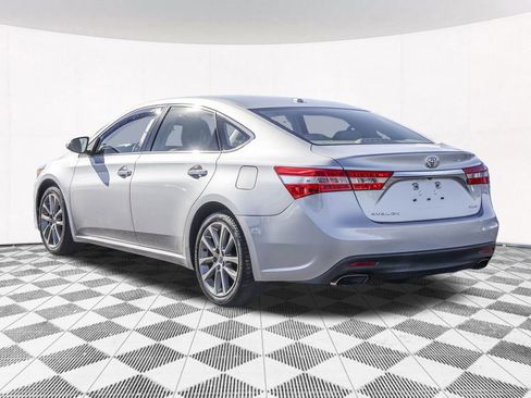 Used 2014 Toyota Avalon Limited image 12