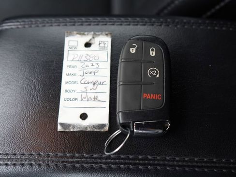 Used 2023 Jeep Compass Limited AWD/4WD image 32