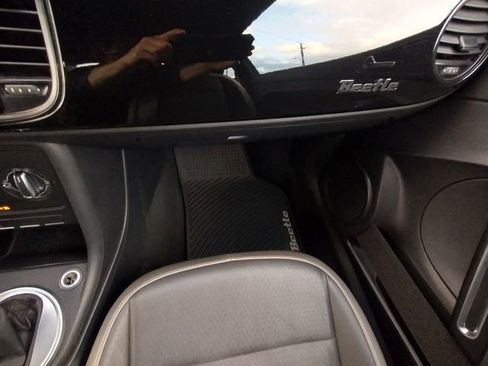 Used 2015 Volkswagen Beetle 1.8T image 53