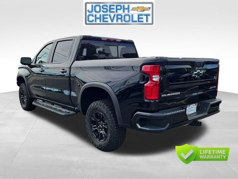 Certified 2026 Chevrolet Silverado 1500 ZR2 AWD/4WD image 3