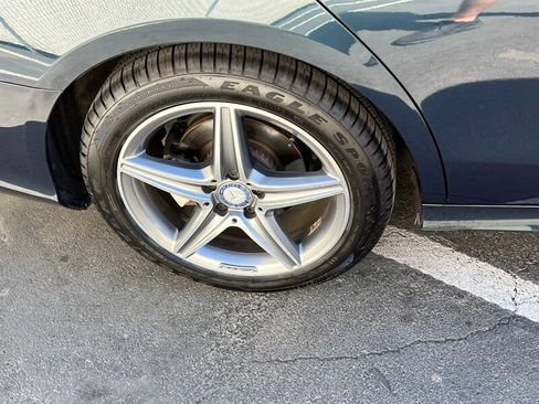 Used 2017 Mercedes-Benz E 300 4MATIC w/ Premium 1 Package image 12