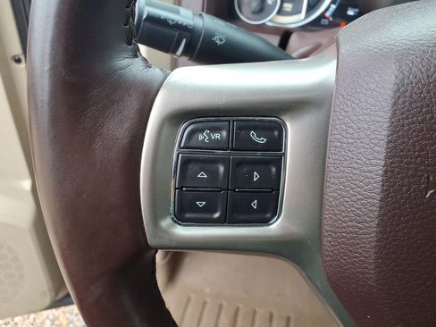 Used 2016 RAM 1500 Laramie w/ Convenience Group image 28