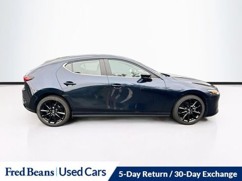 Used 2024 MAZDA MAZDA3 s FWD image 11
