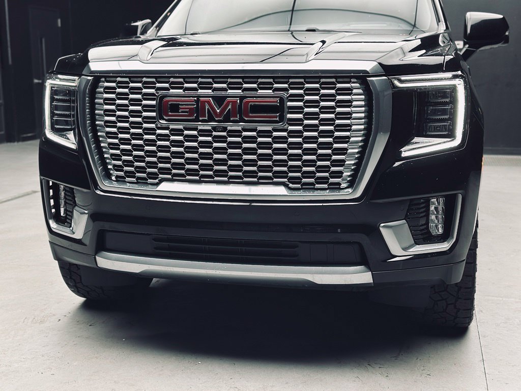Used 2023 GMC Yukon Denali AWD/4WD image 13