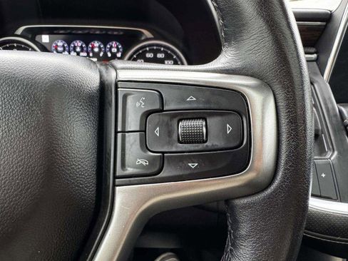 Used 2021 Chevrolet Suburban Premier w/ Premium Package image 27