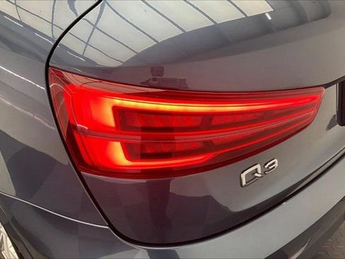 Used 2018 Audi Q3 2.0T Premium Plus w/ Premium Plus Package AWD/4WD image 30