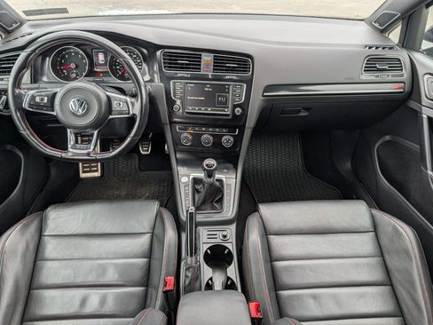 Used 2017 Volkswagen GTI SE image 14
