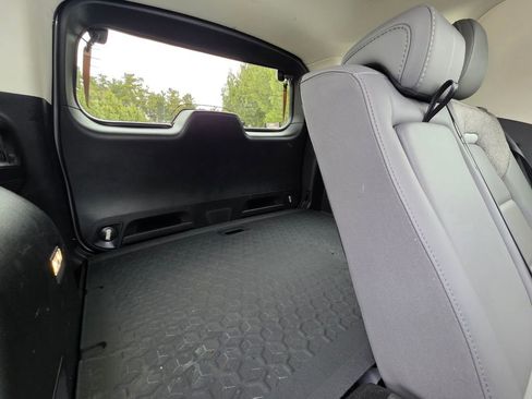 Used 2025 Ford Bronco Sport Badlands image 28