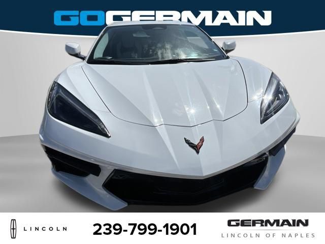Used 2025 Chevrolet Corvette Stingray Premium Cpe w/ 3LT RWD image 9