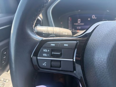 Used 2023 Honda Pilot Elite image 18