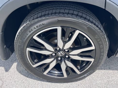 Used 2020 Honda Pilot Touring image 22