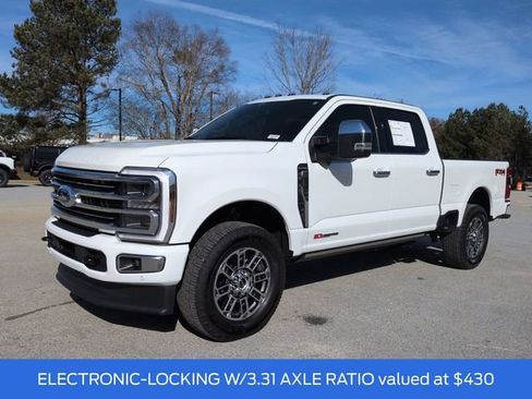 Certified 2025 Ford F250 Platinum w/ Platinum Plus Package image 8