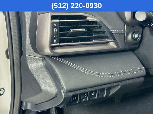 Certified 2025 Subaru Outback Limited image 11