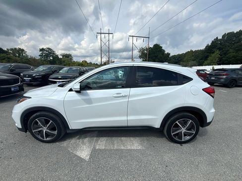 Used 2022 Honda HR-V EX image 8