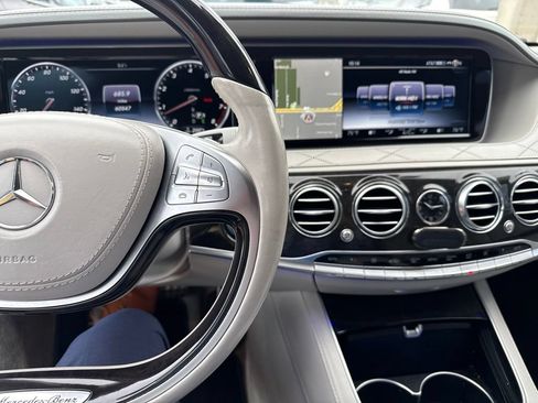 Used 2017 Mercedes-Benz S 550 Sedan image 3