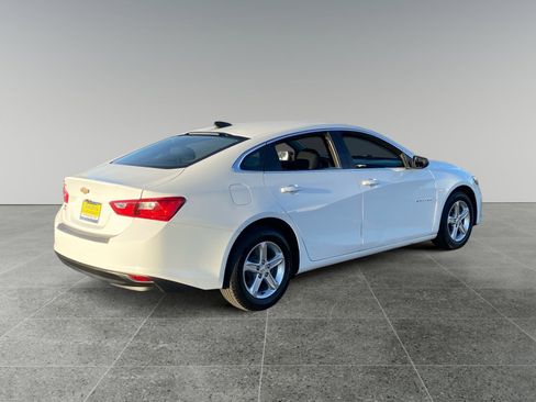 Used 2024 Chevrolet Malibu LS image 5