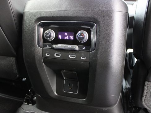 Used 2024 Chevrolet Suburban High Country w/ Advanced Technology Package AWD/4WD image 37