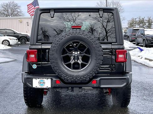 Certified 2024 Jeep Wrangler Willys image 4
