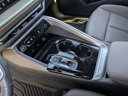 Certified 2025 Audi Q5 Premium w/ Convenience Package AWD/4WD image 14