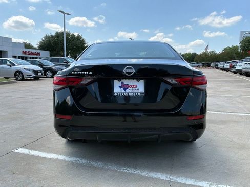 Used 2025 Nissan Sentra S FWD image 7