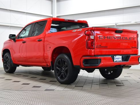 Used 2023 Chevrolet Silverado 1500 Custom AWD/4WD image 6