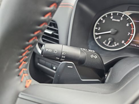 Used 2025 Nissan Rogue SV image 26