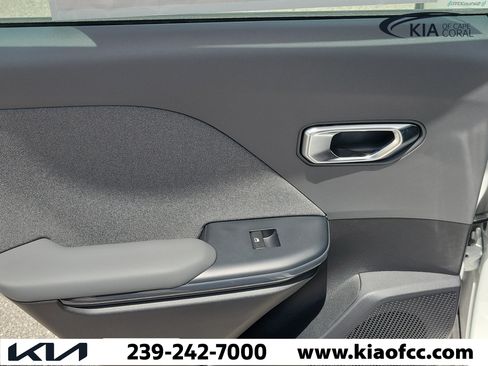 New 2025 Kia K4 EX FWD image 14