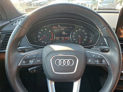 Used 2023 Audi Q5 2.0T Premium w/ Convenience Package image 20